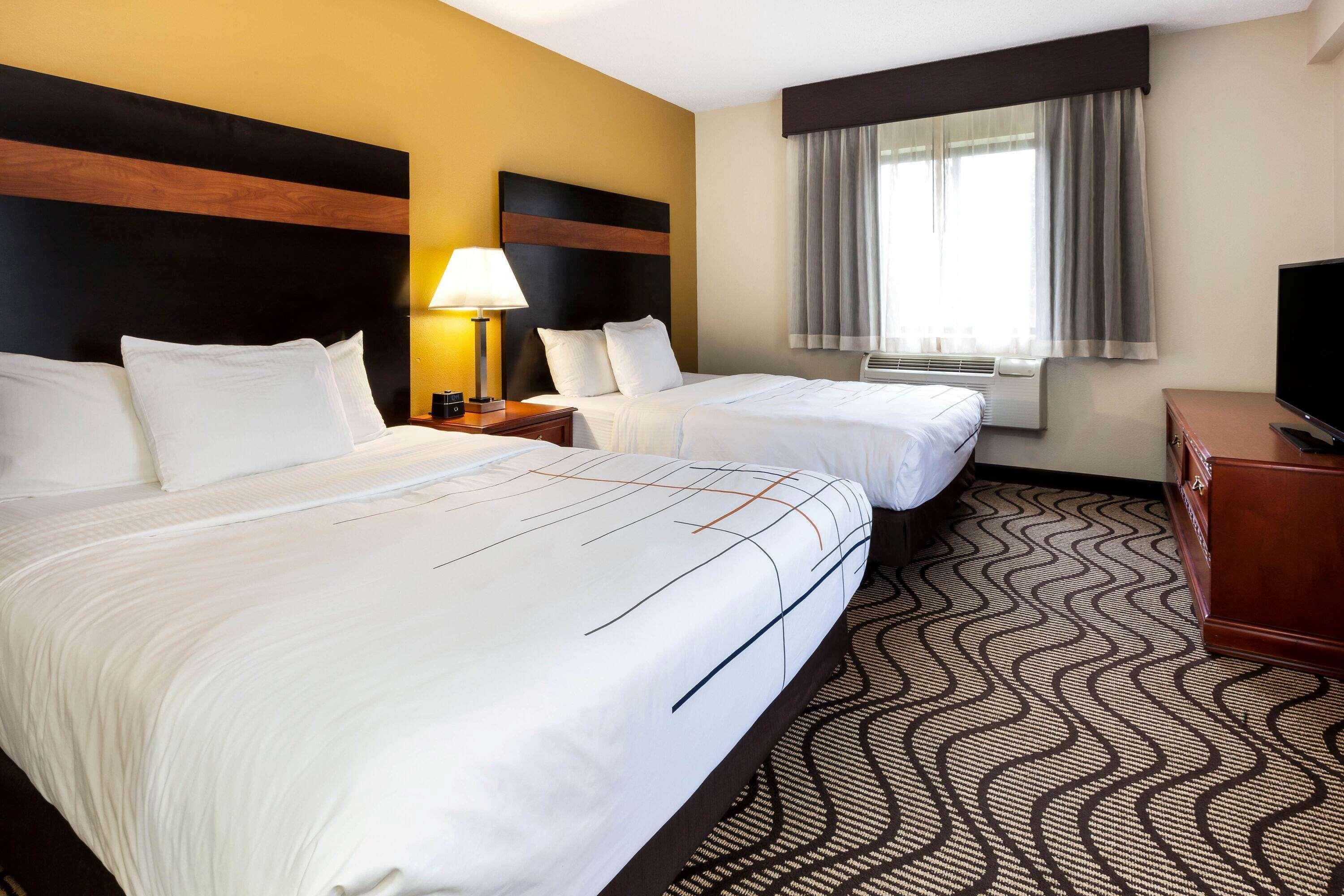 La Quinta Inn By Wyndham Sandusky Near Cedar Point Esterno foto
