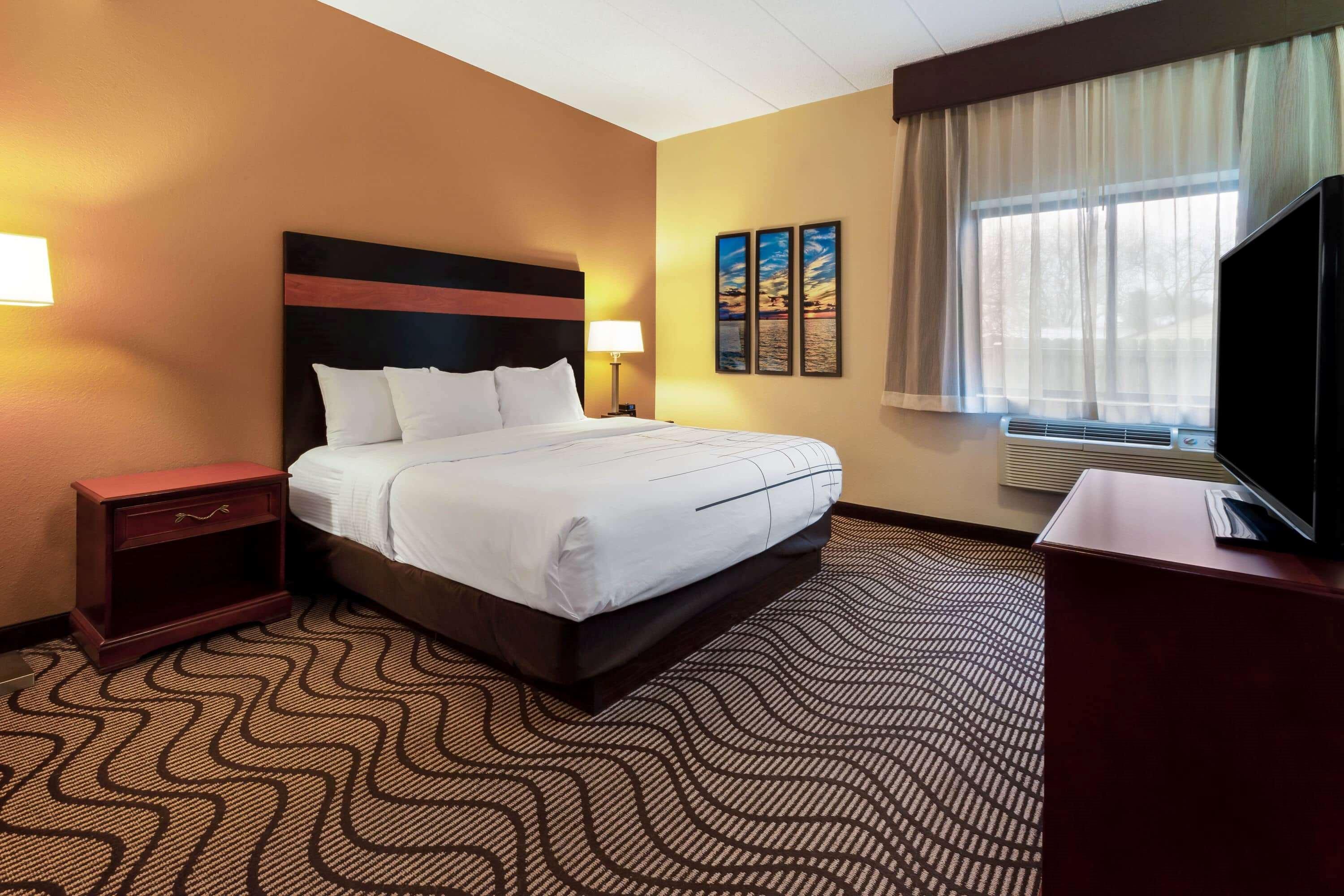 La Quinta Inn By Wyndham Sandusky Near Cedar Point Esterno foto