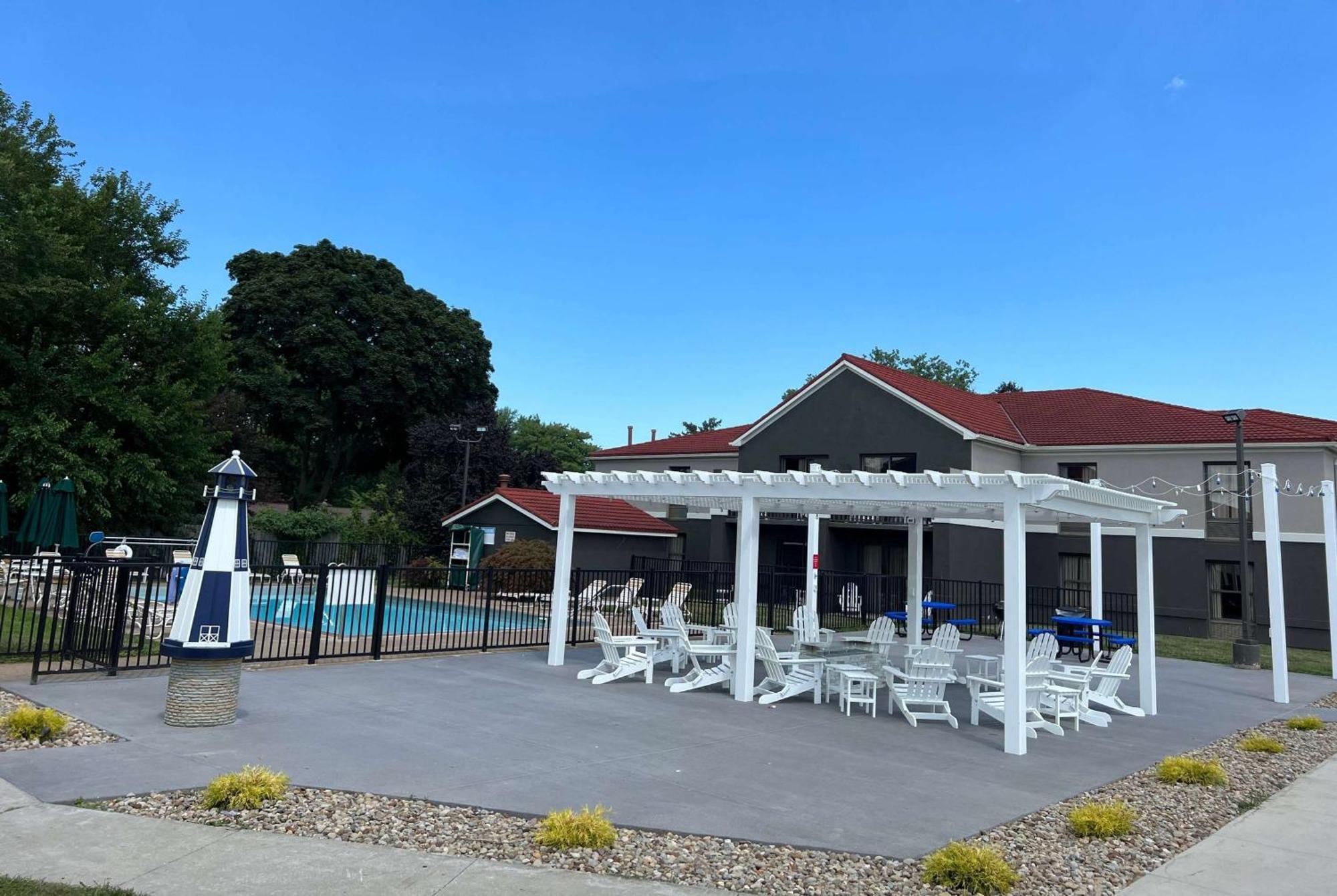 La Quinta Inn By Wyndham Sandusky Near Cedar Point Esterno foto