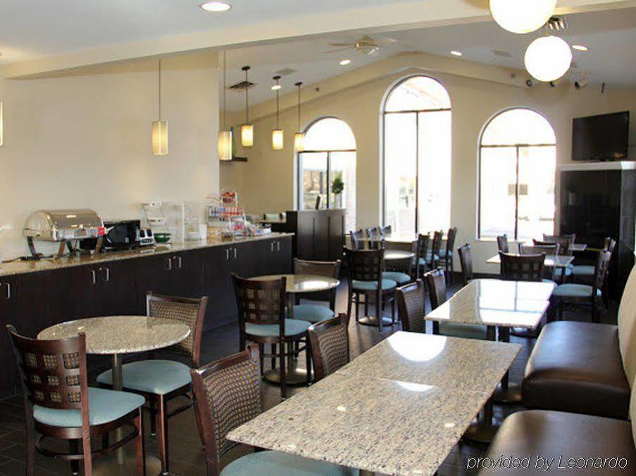 La Quinta Inn By Wyndham Sandusky Near Cedar Point Esterno foto