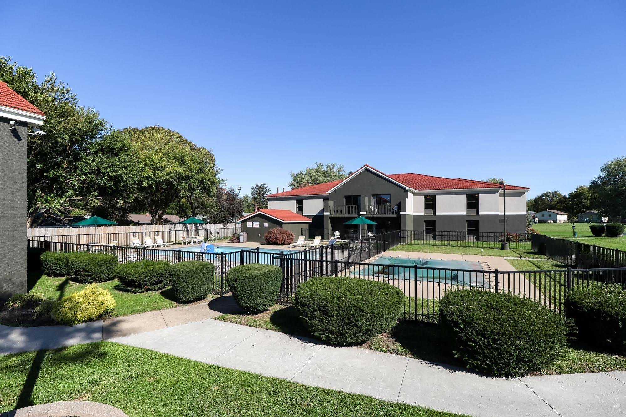 La Quinta Inn By Wyndham Sandusky Near Cedar Point Esterno foto