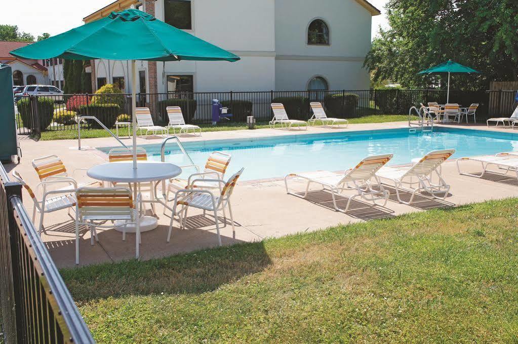 La Quinta Inn By Wyndham Sandusky Near Cedar Point Esterno foto