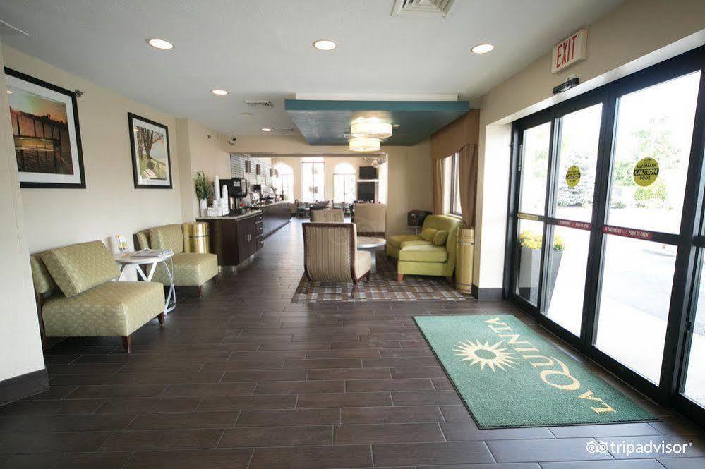 La Quinta Inn By Wyndham Sandusky Near Cedar Point Esterno foto